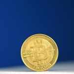 Berenberg: Использование криптовалюты движением ХАМАС ослабляет позицию Coinbase